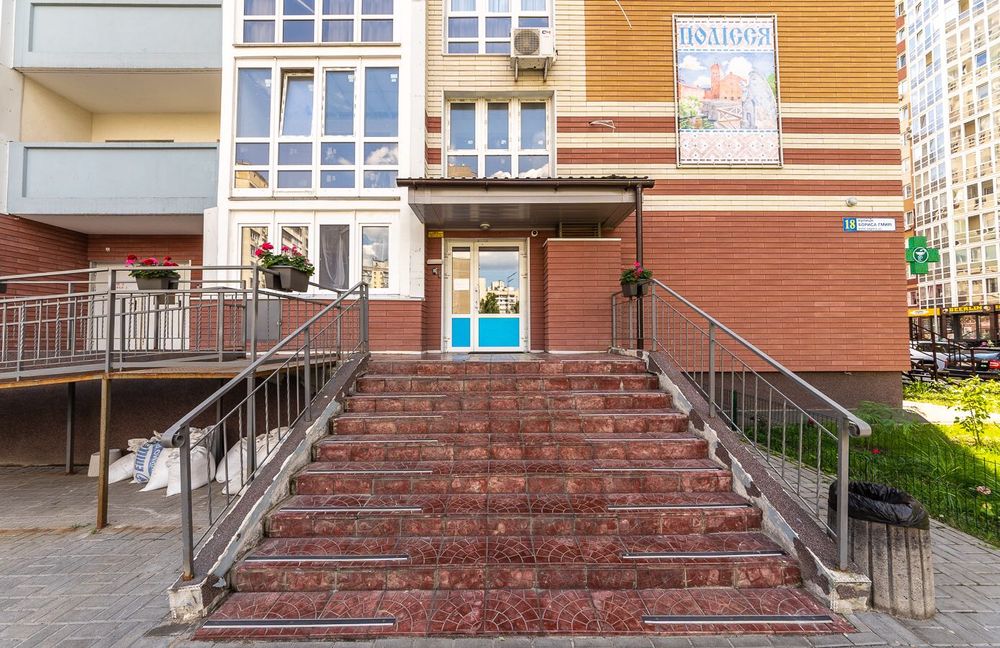 Сдаётся Позняки,Осокорки, видовая 3х ком. кв рядом с Эпицентром, Гмыри-20-555.biz.ua