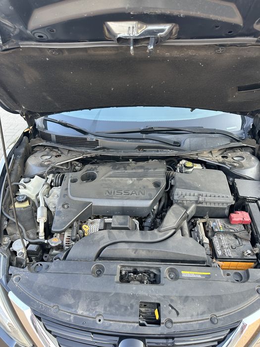 Продам nissan altima