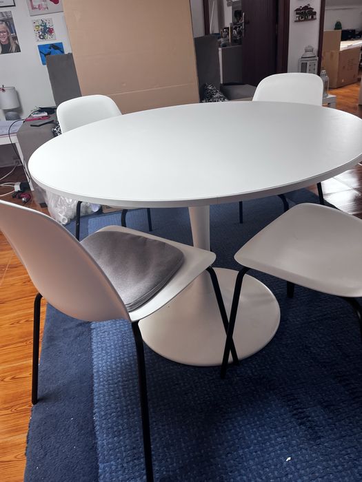 Mesa redonda ikea mais 4 cadeiras