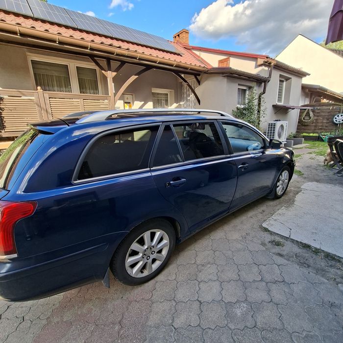 Toyota Avensis T25 2.0 diesel kombi