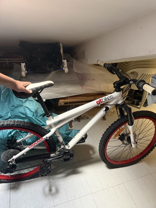 Bicicleta GT chucker 3.0