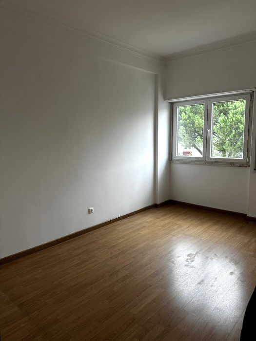 Apartamento para arrendar em Odivelas junto ao metro