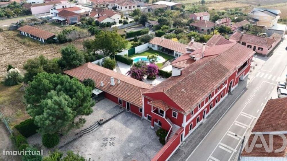 Casa / Villa T10 em Louriçal de 1000,00 m2