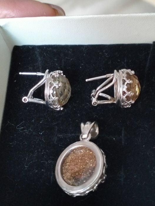 Сереб.серьги с нат.авантюрином