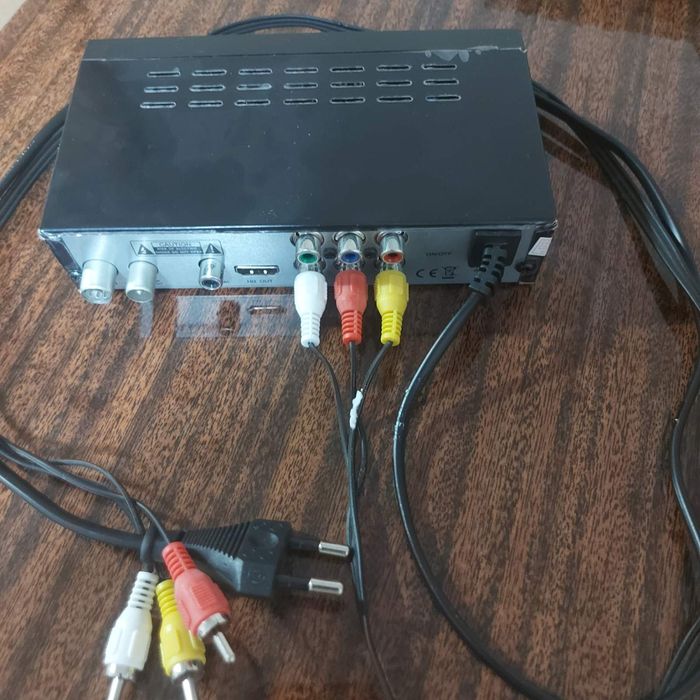 Цифровий тюнер T2 Strong SRT 8500 + Wi-Fi адаптер (Повний комплект)