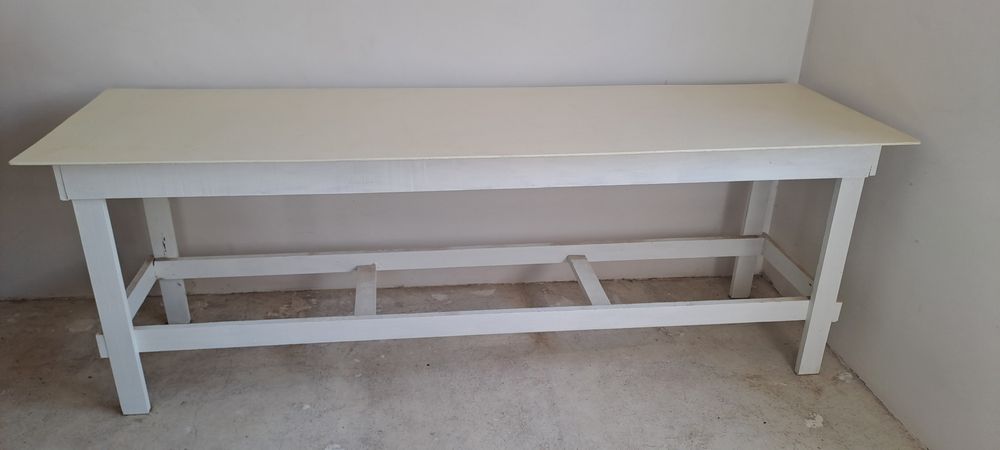 Mesa em madeira 215x64x75cm