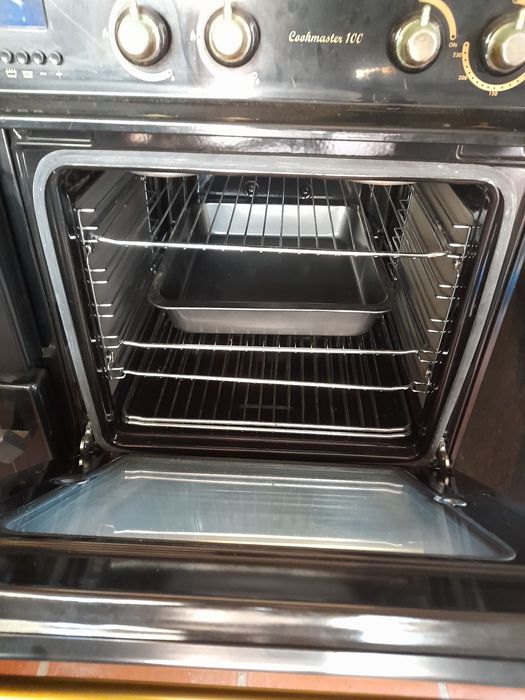 Fogão industrial com 4 fornos