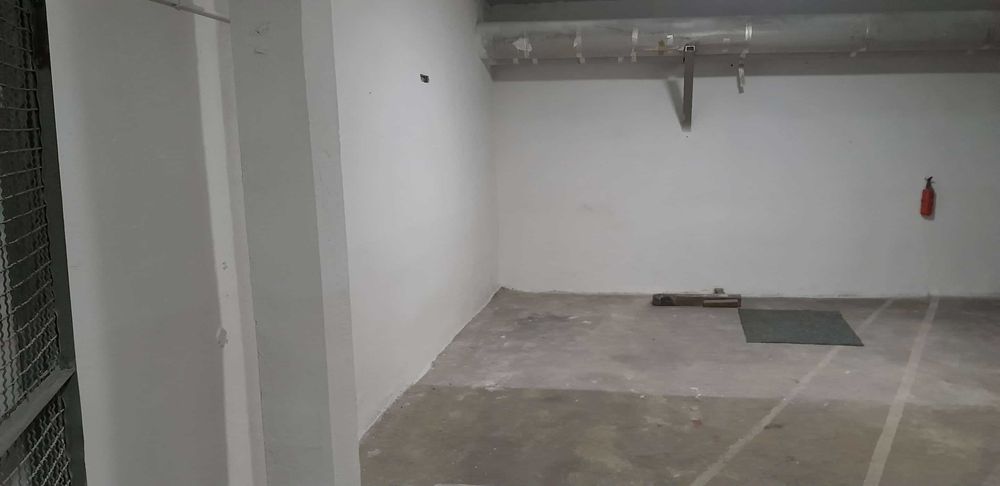 Garaż Łódź ul. Wróblewskiego brama na pilota