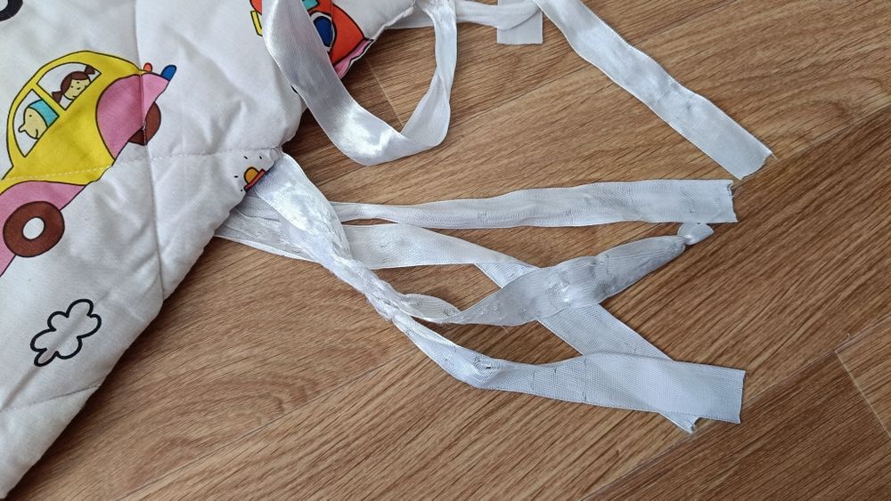 Бортики в ліжечко