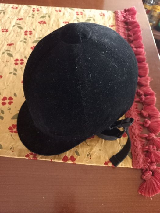 Atençao hipismo, toque novo, 14 euros, tam. 61