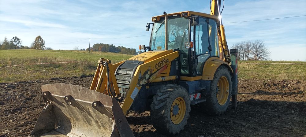 Koparko-ładowarka Fermec 860