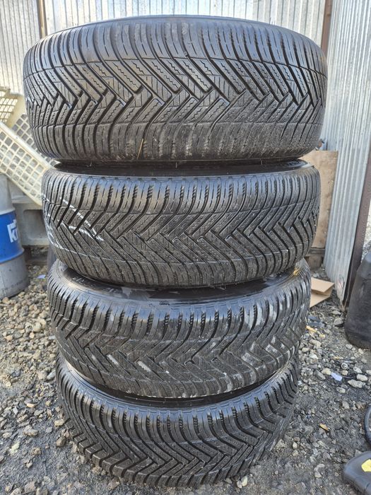 Opony całoroczne 215 60 r16 hankook kinergy 4s2 6mm 2022r nr1