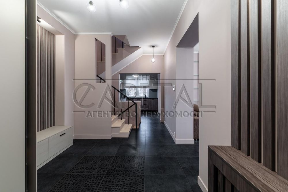 Конча-Заспа Автономний будинок з стильним ремонтом Газ Тепло Генератор