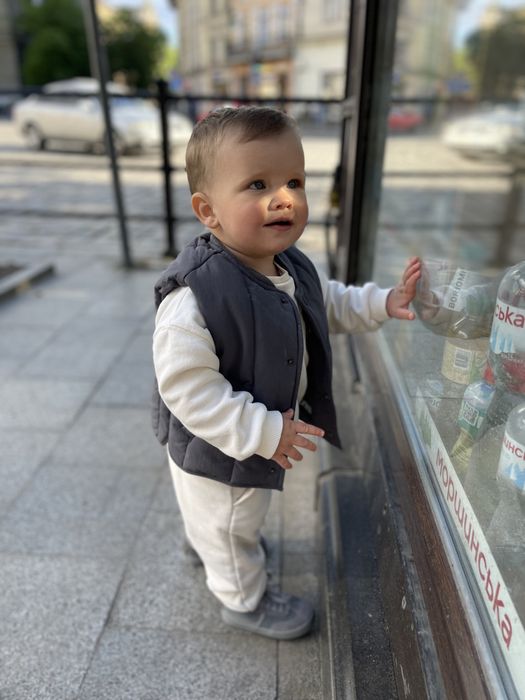 Жилет zara 92 розмір