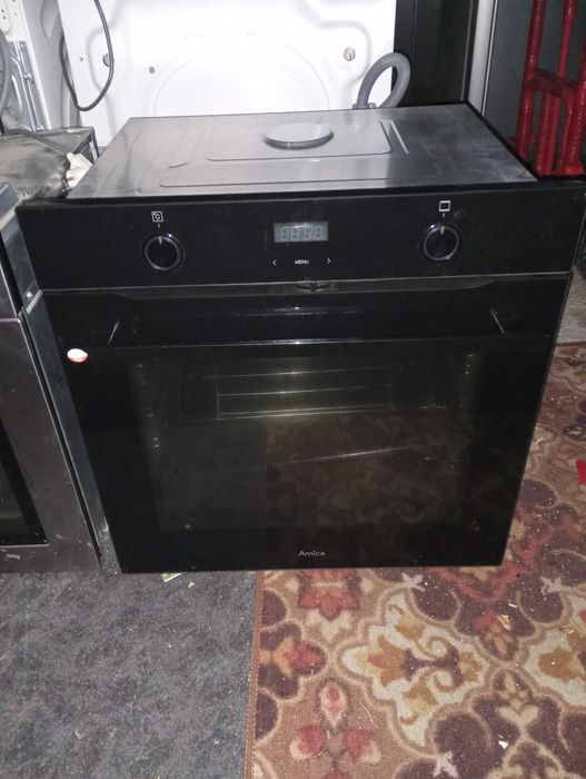 Piekarnik do zabudowy marki Electrolux