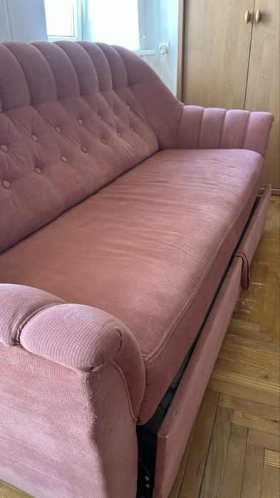 Отдам диван с самовывозом