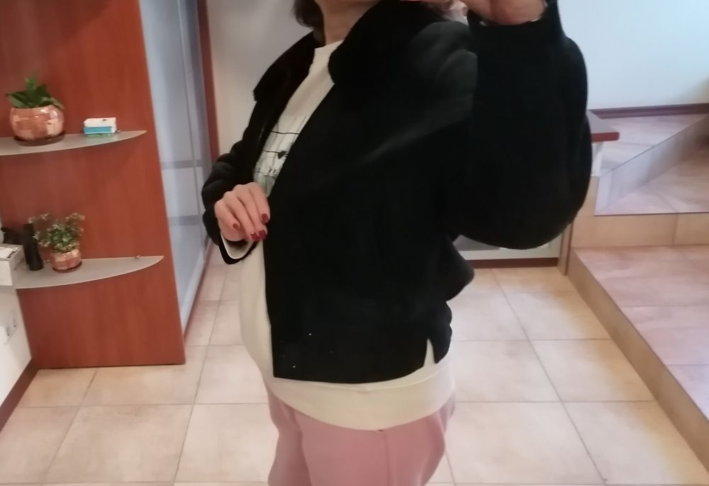 Італійська натуральна дублянка, бомбер, л, l
Silvio Tossi