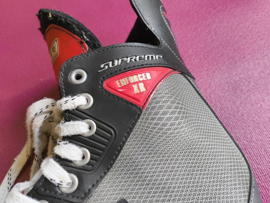 Bauer Supreme Enforcer 9r 44,5 rolki hokejowe