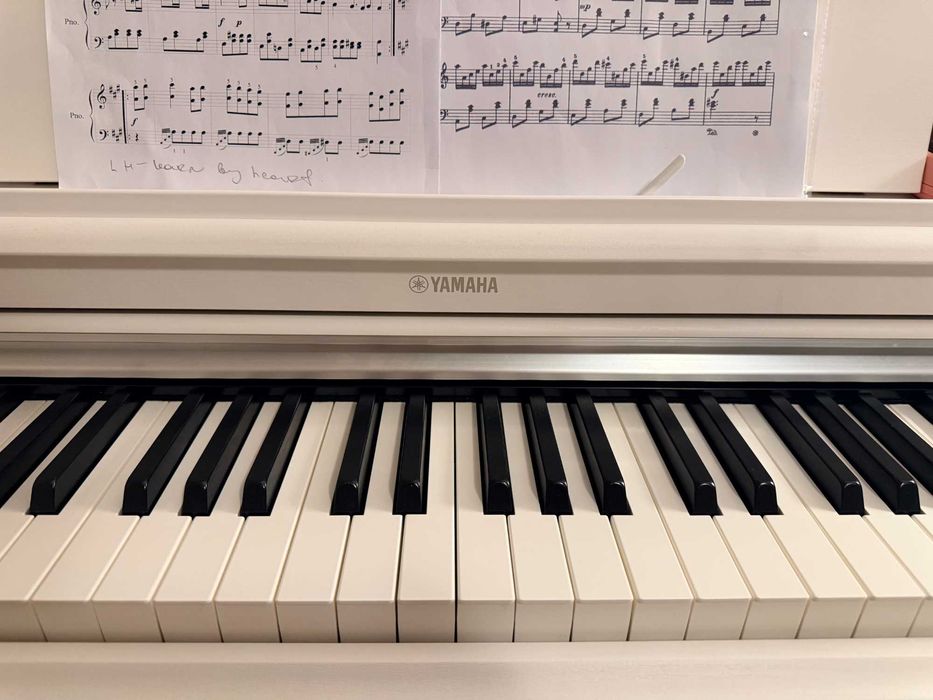 Sprzedam pianino cyfrowe Yamaha Arius YDP-164 + GRAT