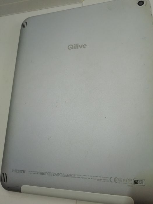 Планшет Qilive AC97BPL  (Yuan 8 дюймов) .
