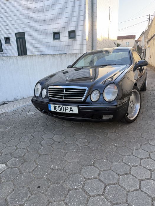 Mercedes-Benz Classe CLK 230 — fotografia 3