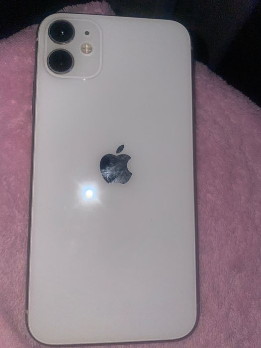Estou vendendo iPhone 11 normal