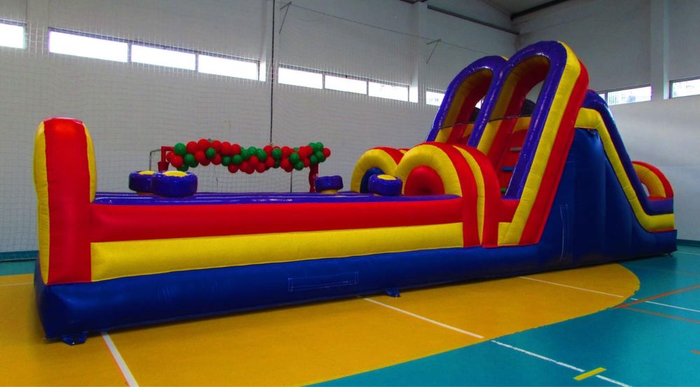 Insuflável pista de obstáculos Dupla.