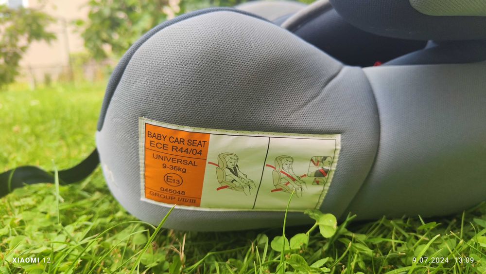 Fotelik samochodowy 9 - 36 kg / Grupy I, II, III