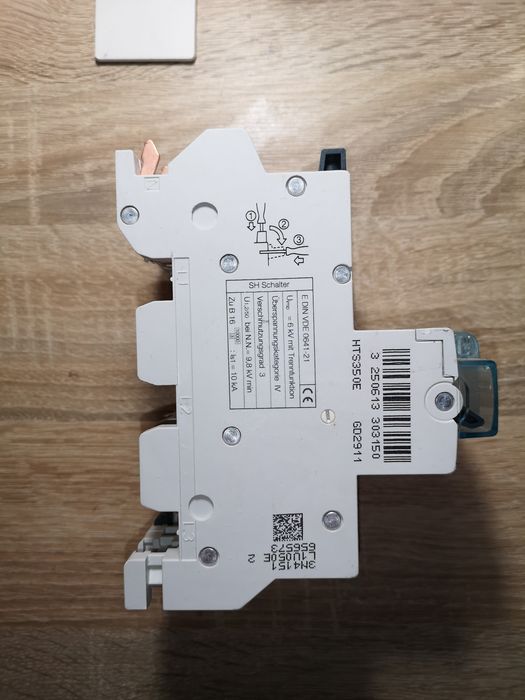 Przełącznik naprądowy HAGER SLS E50