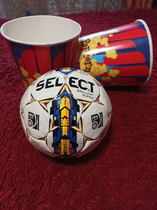 Футбольний м'яч м'яч Select Brillant Super TB.