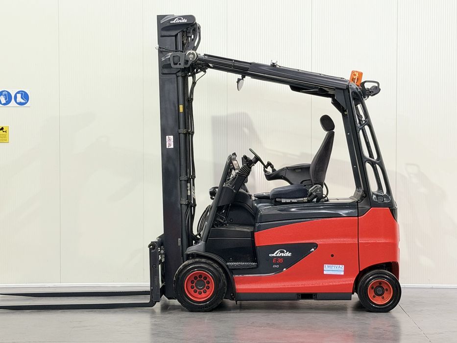 Empilhador Linde 3500Kg - Elétrico