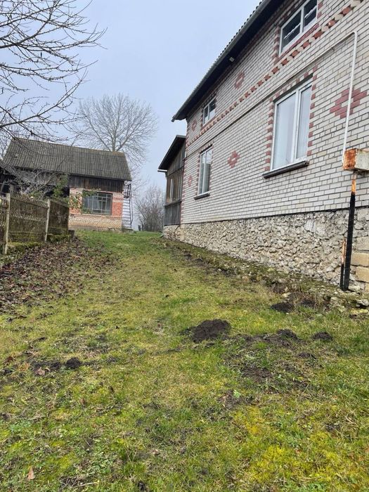 Продається будинок в с. Розношинці (біля м. Збараж) продаж земельна