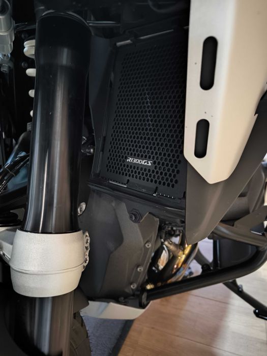 BMW R1300GS e GSA grelhas radiador