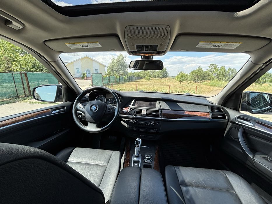 2012 BMW X5 F70
