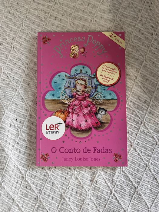 Livros infantis variados