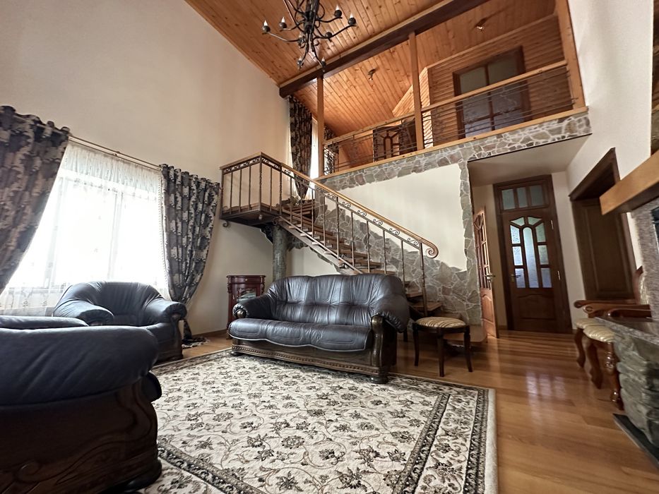 Будинок у Ворзелі