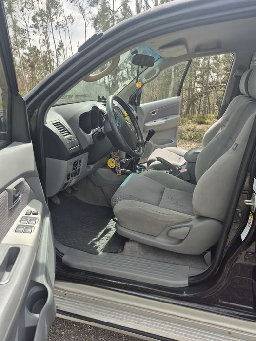 Toyota Hilux 2500