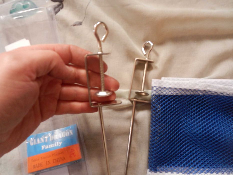 Wyprzedaż->Siatka do tenisa stołowego GIANT DRAGON siatka+ uchwyty