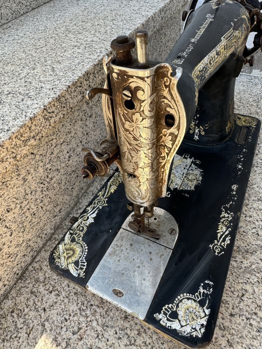 Maquina costura singer antiga