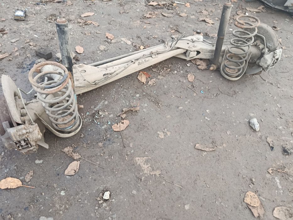 Продам заднию Балку в сборе.Volvo S70.