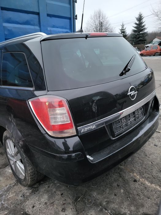 Drzwi lampa klapa lusterko opel astra III  H 1.9d