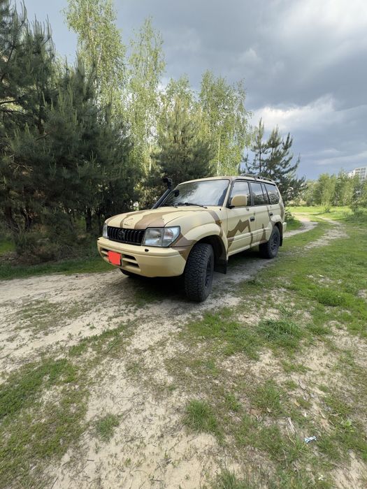 Toyota Land Cruiser Prado 90