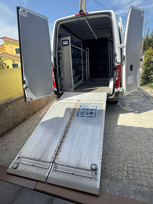 Plataforma elevatória BÄR Cargolift BC 602 (VanLift / FreeAccess)