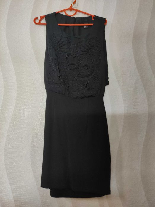 Чорна міні сукня HsM