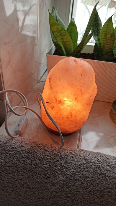 Соляной ночник, соляная лампа