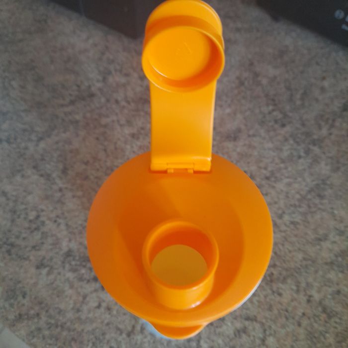 Tupperware copo térmico