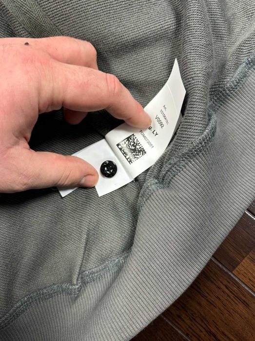 Кофта Stone Island, под все случаи жизни