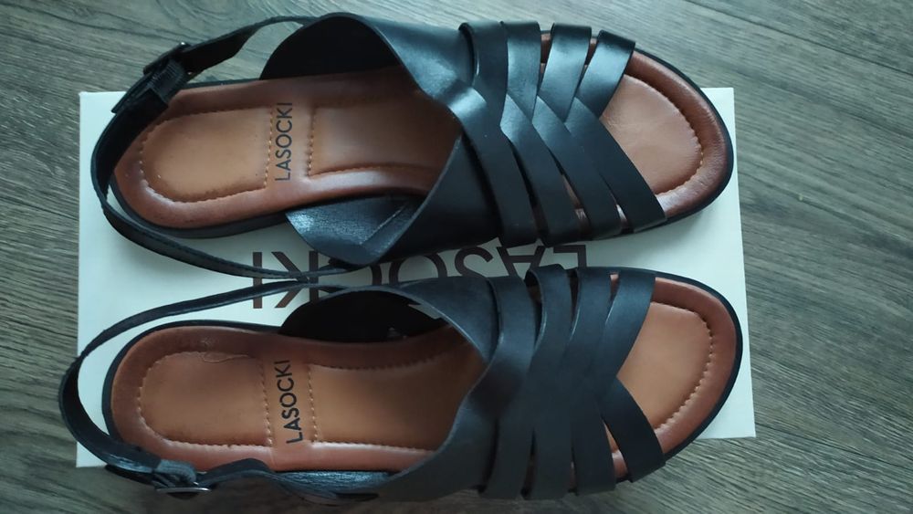 Sandały Lasocki prawie nowe