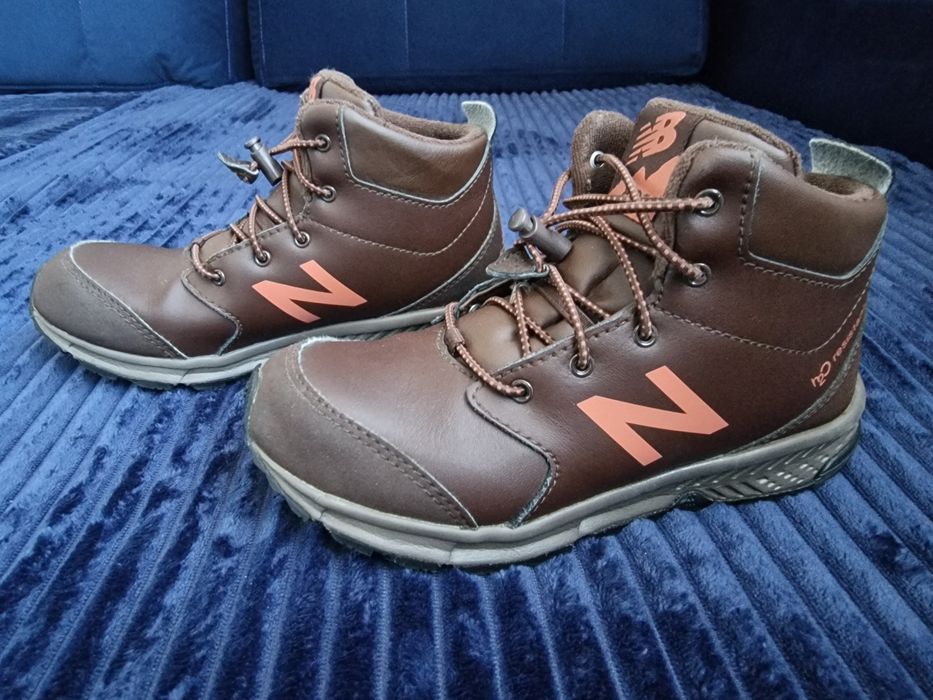Sprzedam buty zimowe New Balance YT800CB2