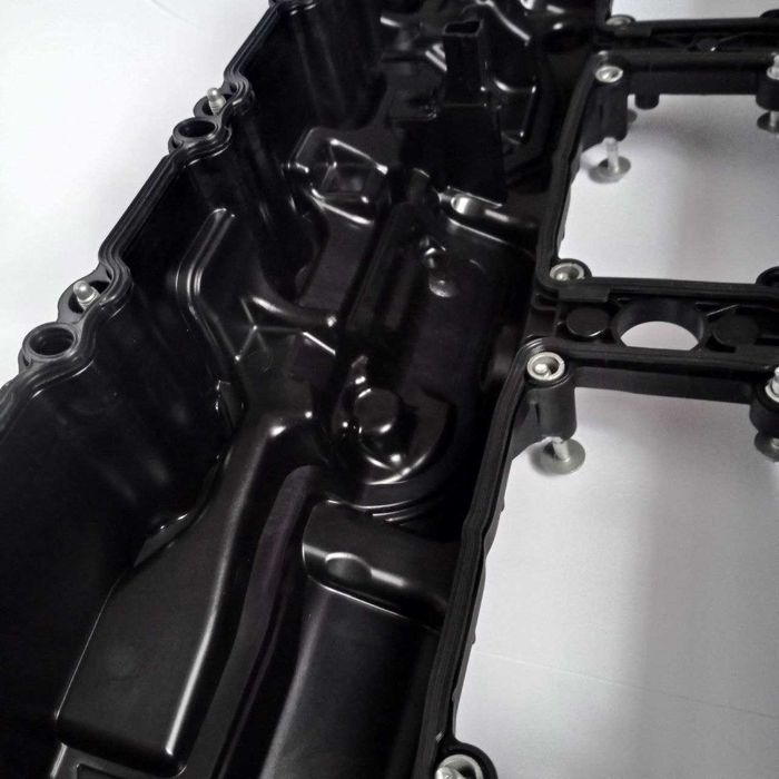 Клапанна кришка BMW N55    11 12 7 570 292